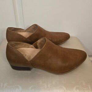 Carlyn Slip On Low Ankle Bootie Shootie